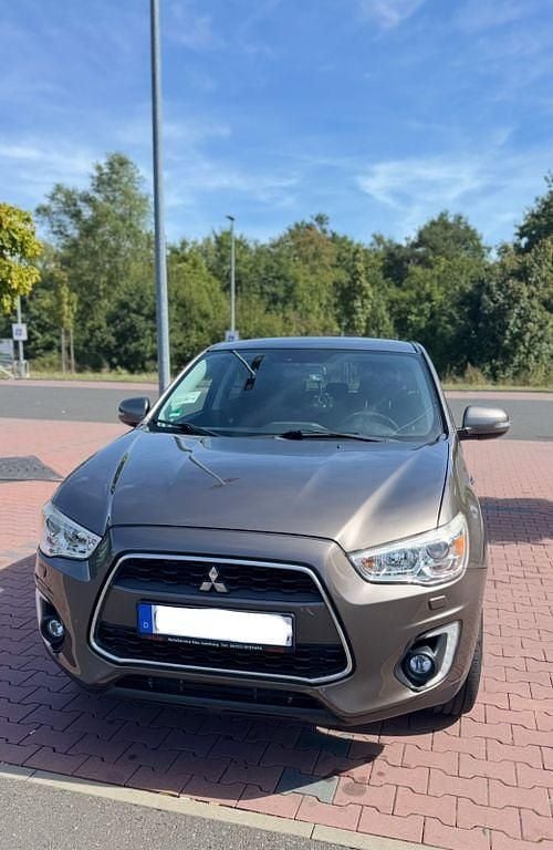 Braun Gebraucht 2015 Mitsubishi ASX Comfort Edition SUV | 7.900 € (Fairer Preis) - Bild 1/4