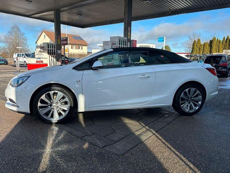 Gebraucht Opel Cascada Innovation 200 PS (147 kW) 2017 Weiß Cabrio