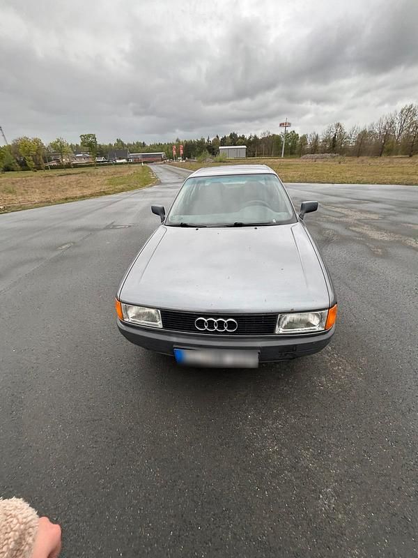 Second-hand Audi 80 90 CP (66 kW) 1990 Maro Berlinǎ