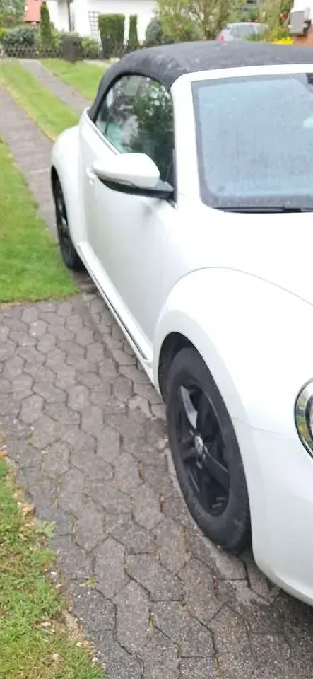 Usata VW Beetle Cabriolet 105 CV (77 kW) 2016 Bianco Cabrio