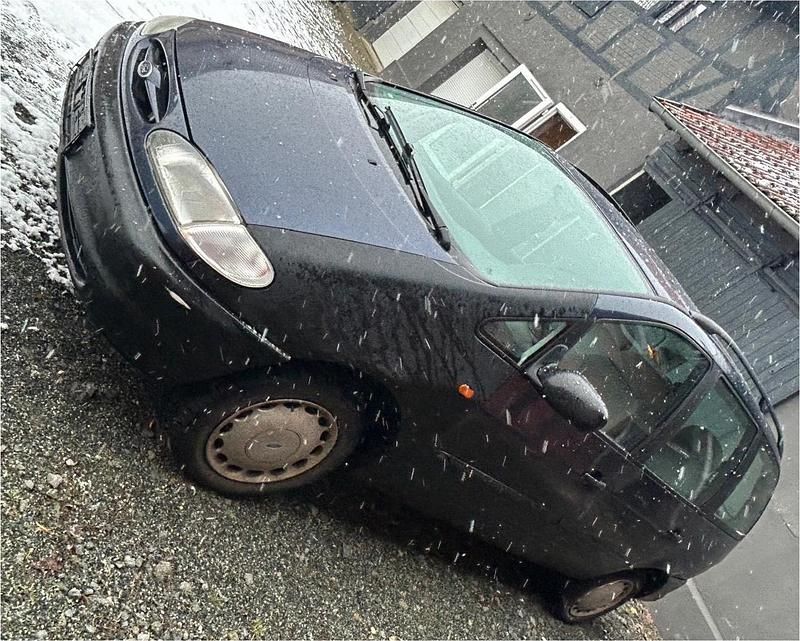 Gebraucht Ford Galaxy 90 PS (66 kW) 1997 Blau Van / Kleinbus