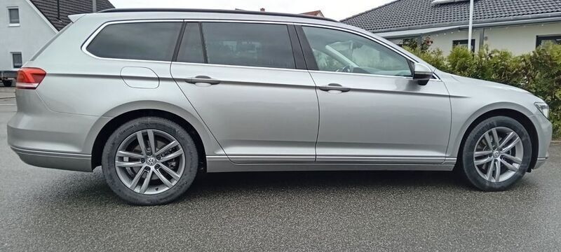 Grau Gebraucht 2015 VW Passat Kombi | 9.500 € (Etwas zu teuer) - Bild 1/4