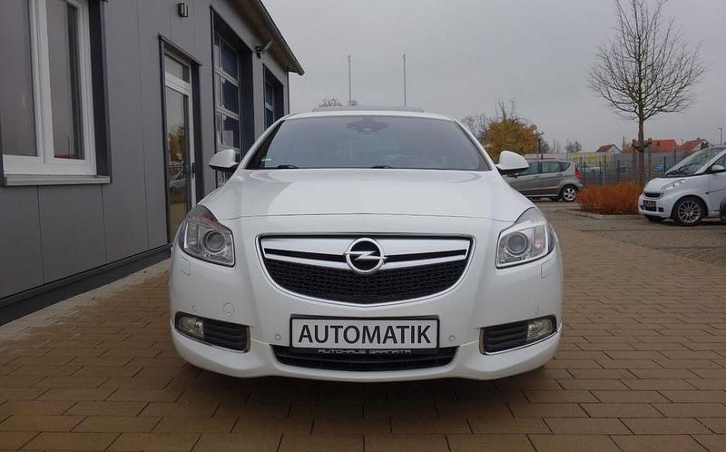 Gebraucht Opel Insignia OPC 250 PS (183 kW) 2011 Weiß Limousine
