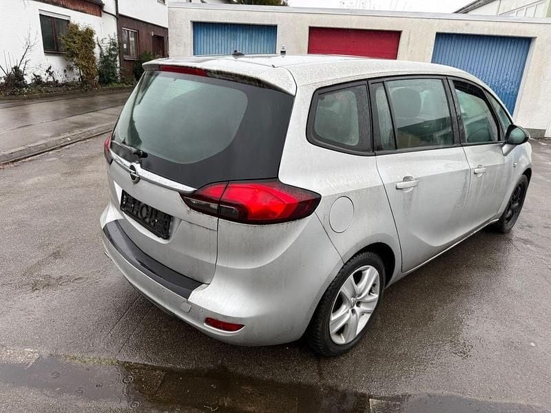 Gebraucht Opel Zafira Tourer Edition 165 PS (121 kW) 2012 Silber Van / Kleinbus