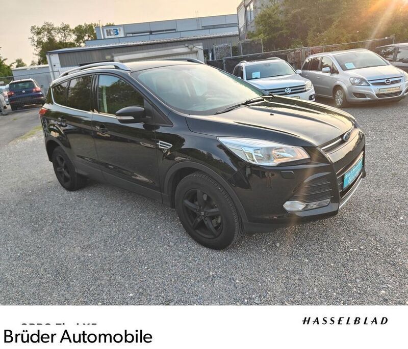 Schwarz Gebraucht 2013 Ford Kuga Trend SUV | 8.499 € (Fairer Preis) - Bild 1/4