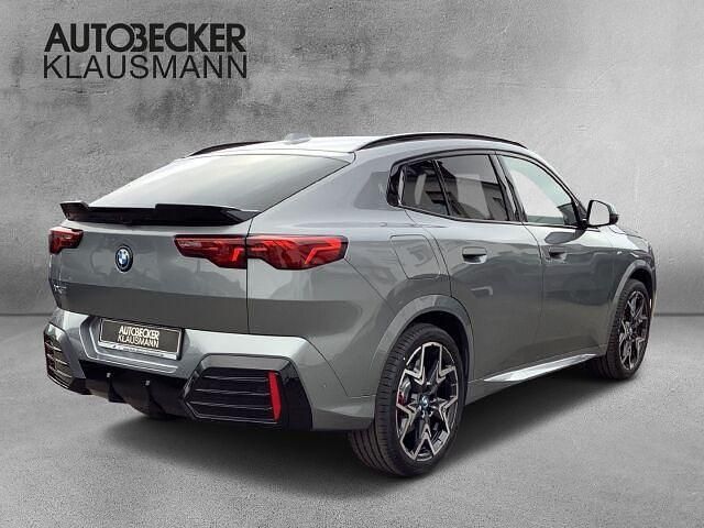 Gebraucht BMW iX2 M Sport 230 kW (313 PS) 2024 Grau SUV