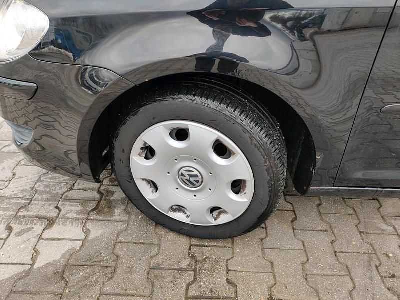 Gebraucht VW Touran 140 PS (102 kW) 2008 Schwarz Van / Kleinbus