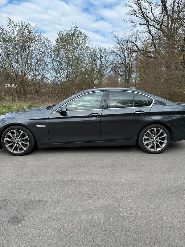Gebraucht BMW 535 313 PS (230 kW) 2014 Grau Limousine