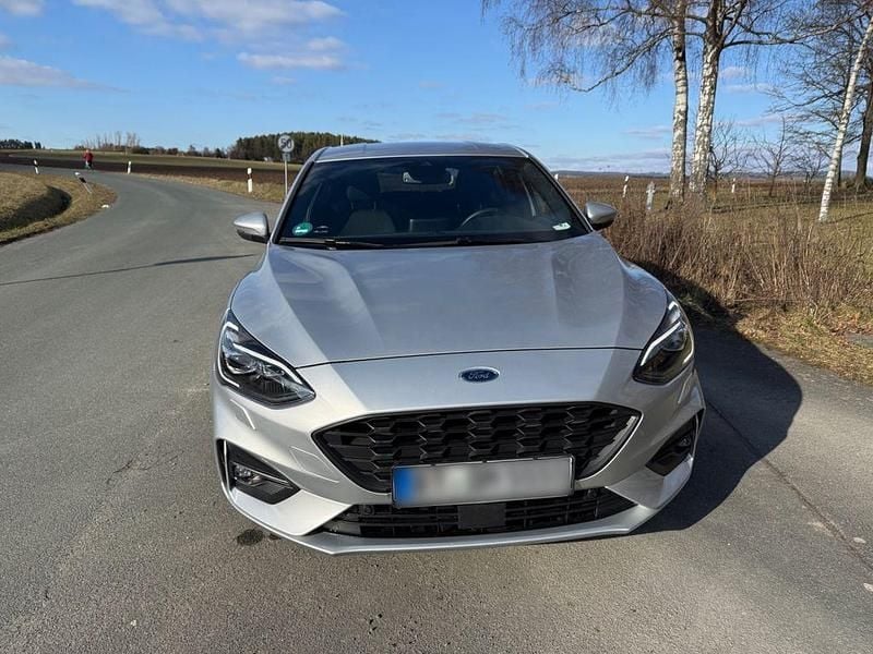 Gebraucht Ford Focus ST-Line 150 PS (110 kW) 2019 Silber Limousine
