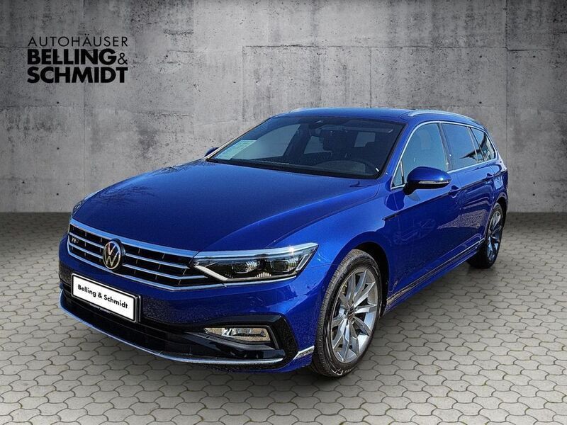 Lapiz blue (metallic) Gebraucht 2023 VW Passat Elegance Kombi | 34.450 € - Bild 1/4