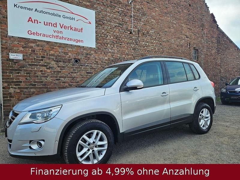 Silber Gebraucht 2011 VW Tiguan Freestyle SUV | 10.390 € (Fairer Preis) - Bild 1/4