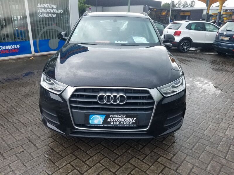 Gebraucht Audi Q3 Basis 150 PS (110 kW) 2017 Schwarz SUV