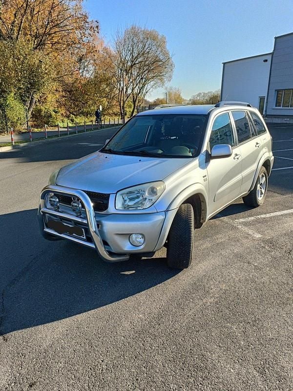 Gebraucht Toyota RAV4 150 PS (110 kW) 2005 Silber SUV