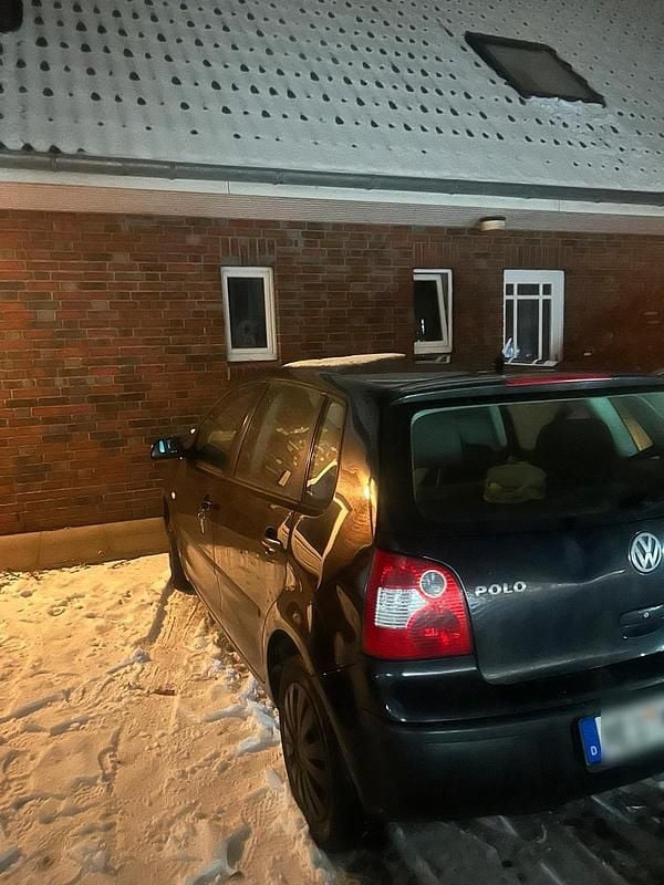 Gebraucht VW Polo 75 PS (55 kW) 2003 Schwarz Kleinwagen