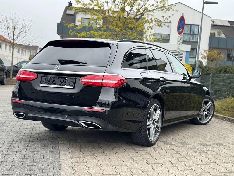 Gebraucht Mercedes E400 AMG 340 PS (250 kW) 2019 Schwarz Limousine