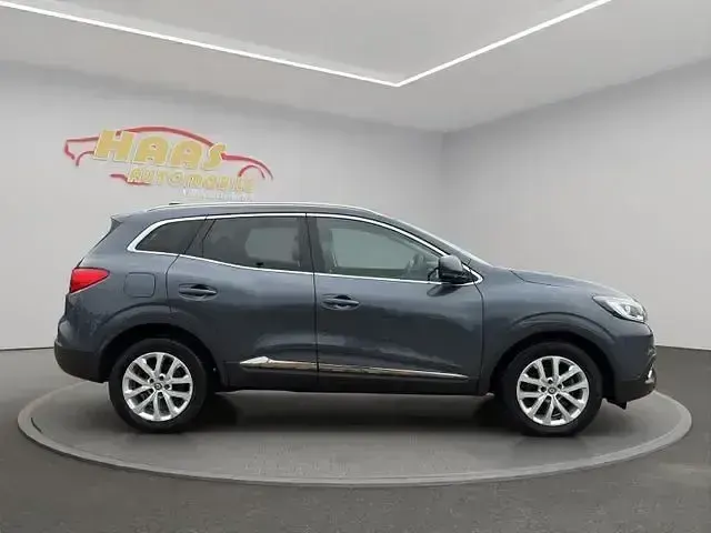 Gebraucht Renault Kadjar Experience 131 PS (96 kW) 2017 Grau SUV