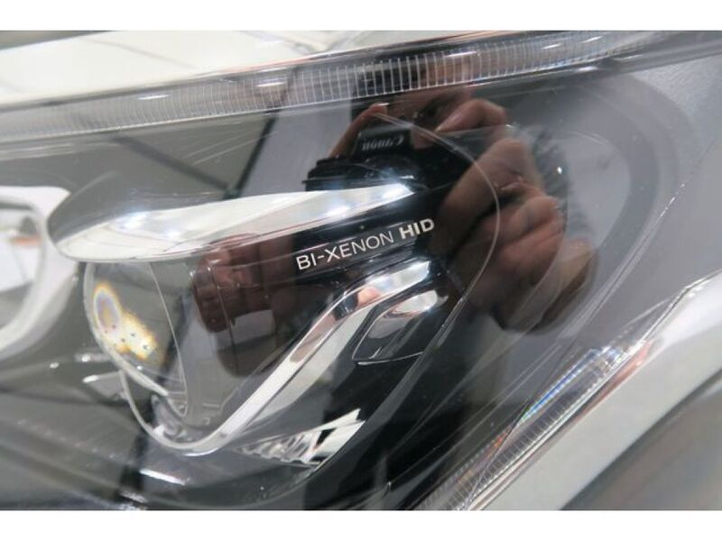 Second-hand Ford Transit 185 CP (136 kW) 2019 Alb Van