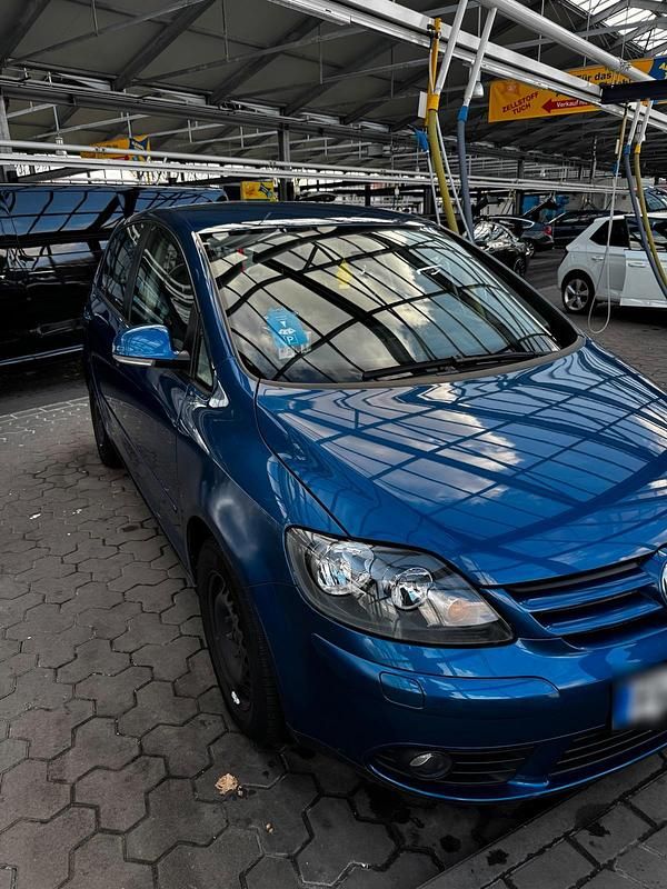 Gebraucht VW Golf V 115 PS (84 kW) 2007 Blau Kleinwagen