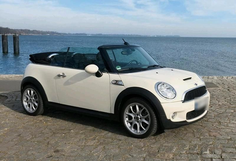 Gebraucht Mini Cooper S Cabriolet 174 PS (127 kW) 2009 Weiß Cabrio