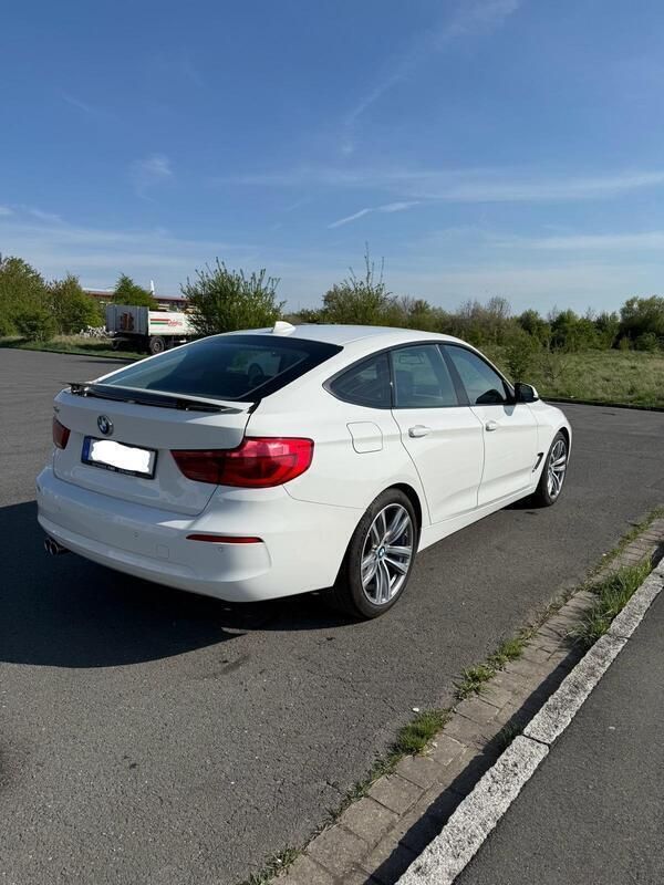 Weiß Gebraucht 2017 BMW 320 Gran Turismo Limousine | 13.500 € (Superpreis) - Bild 1/4