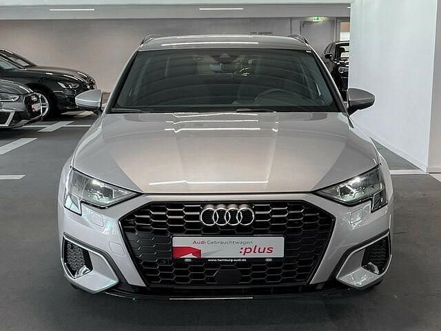 Gebraucht Audi A3 Advanced 116 PS (85 kW) 2024 Silber Limousine