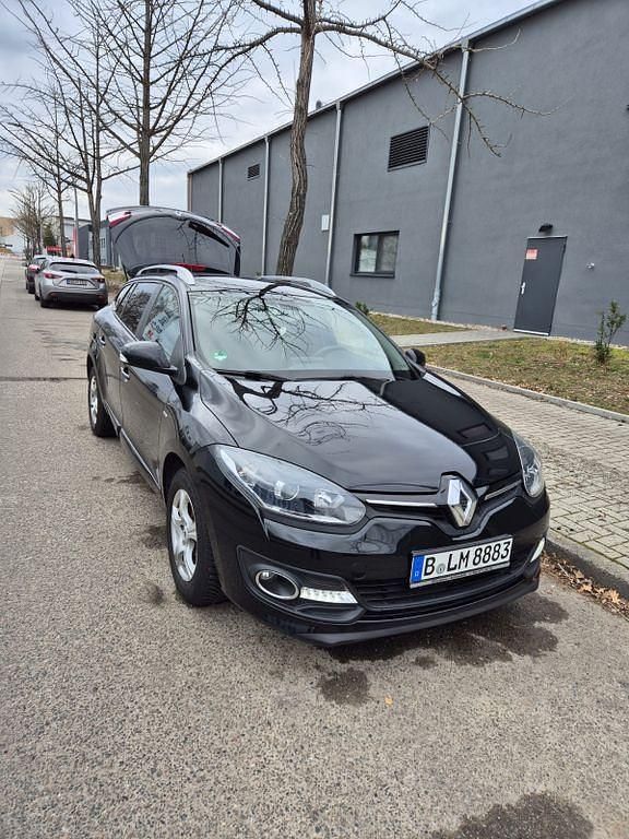 Gebraucht Renault Mégane III 116 PS (85 kW) 2015 Schwarz Limousine