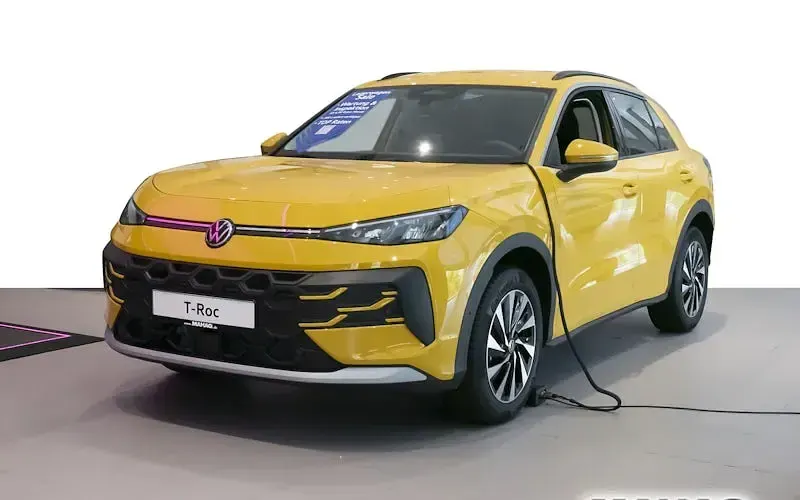 Neu VW T-Roc Life 116 PS (85 kW) 2026 Gelb SUV