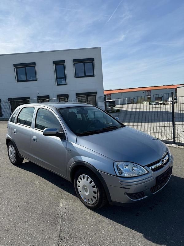 Second-hand Opel Corsa 80 CP (58 kW) 2004 Gri Hatchback