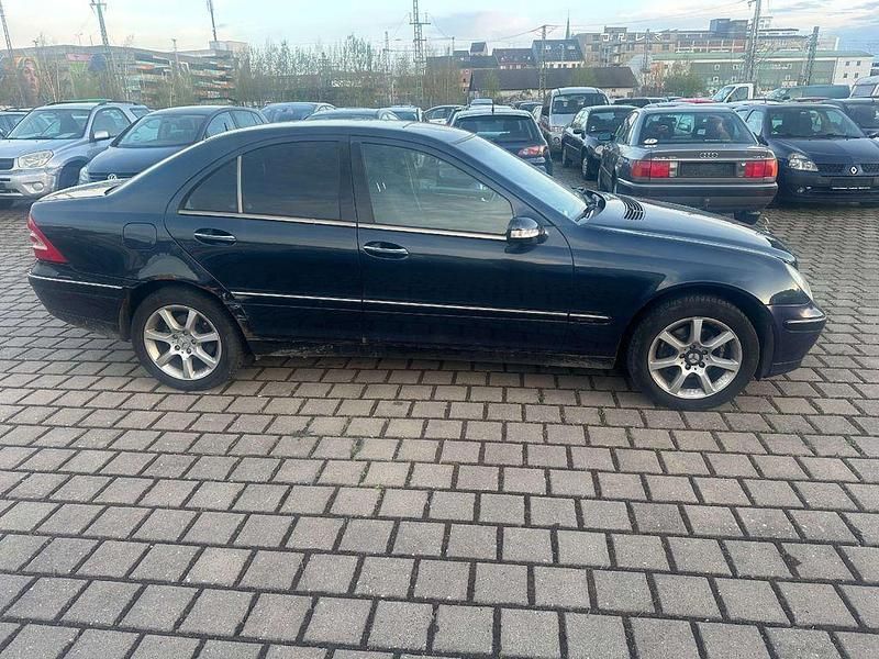 Gebraucht Mercedes C180 Elegance 129 PS (94 kW) 2001 Other Limousine