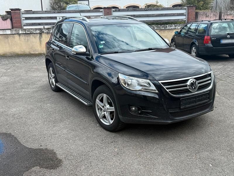Gebraucht VW Tiguan 140 PS (102 kW) 2008 Schwarz SUV