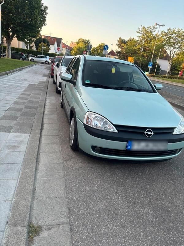 Grün Gebraucht 2001 Opel Corsa Kleinwagen | 1.500 € (Teuer) - Bild 1/4
