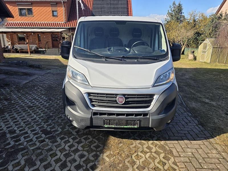 Gebraucht Fiat Ducato 116 PS (85 kW) 2018 Weiß Van