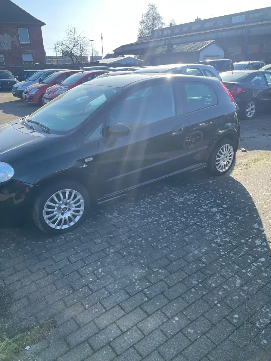Gebraucht Fiat Punto 95 PS (69 kW) 2007 Schwarz Kleinwagen