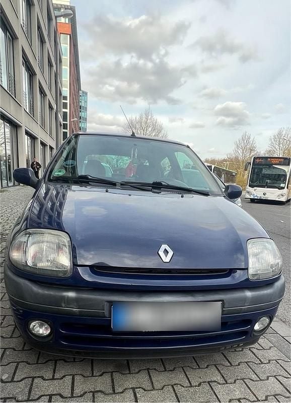 Gebraucht Renault Clio II 90 PS (66 kW) 1999 Blau Kleinwagen