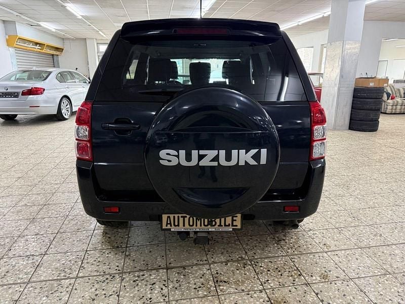 Gebraucht Suzuki Grand Vitara 129 PS (94 kW) 2013 Schwarz SUV
