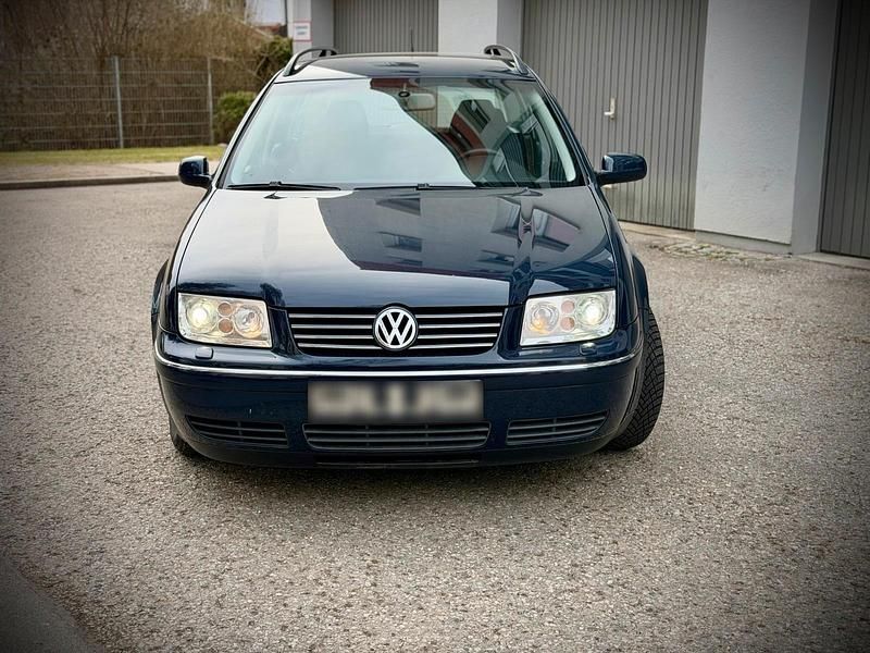 Gebraucht VW Bora 116 PS (85 kW) 2003 Blau Kombi