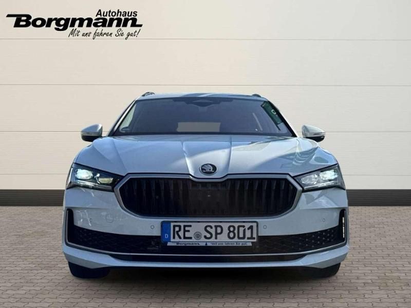 Gebraucht Skoda Superb Selection 150 PS (110 kW) 2025 Purity weiss Kombi