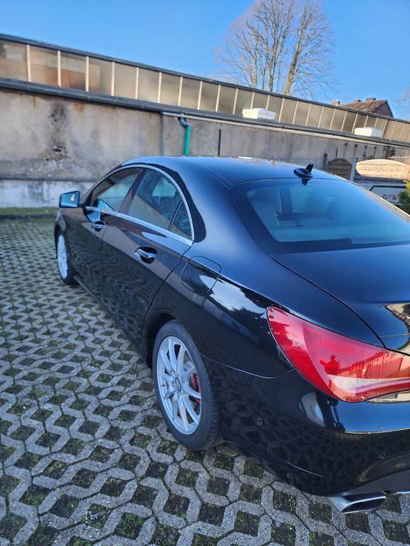 Gebraucht Mercedes CLA220 177 PS (130 kW) 2014 Schwarz Limousine