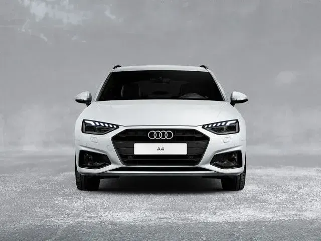Gebraucht Audi A4 S-Line 163 PS (119 kW) 2024 Gletscherweiß metallic Kombi