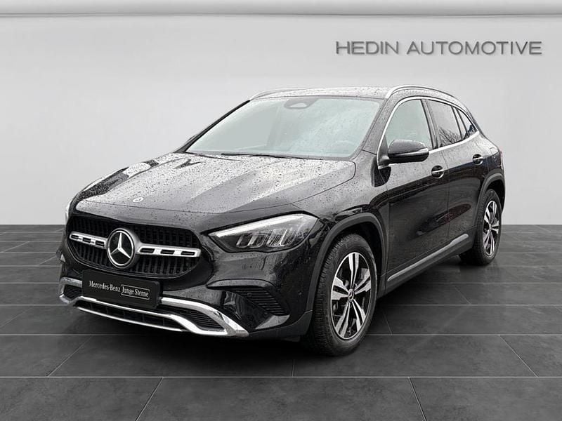 Gebraucht Mercedes GLA180 Progressive 136 PS (100 kW) 2024 Schwarz SUV