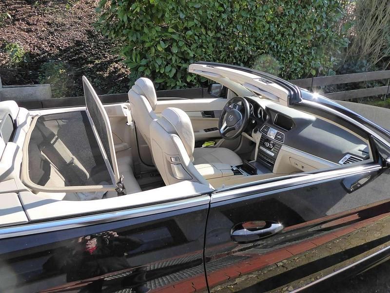 Gebraucht Mercedes E250 211 PS (155 kW) 2014 Schwarz Cabrio