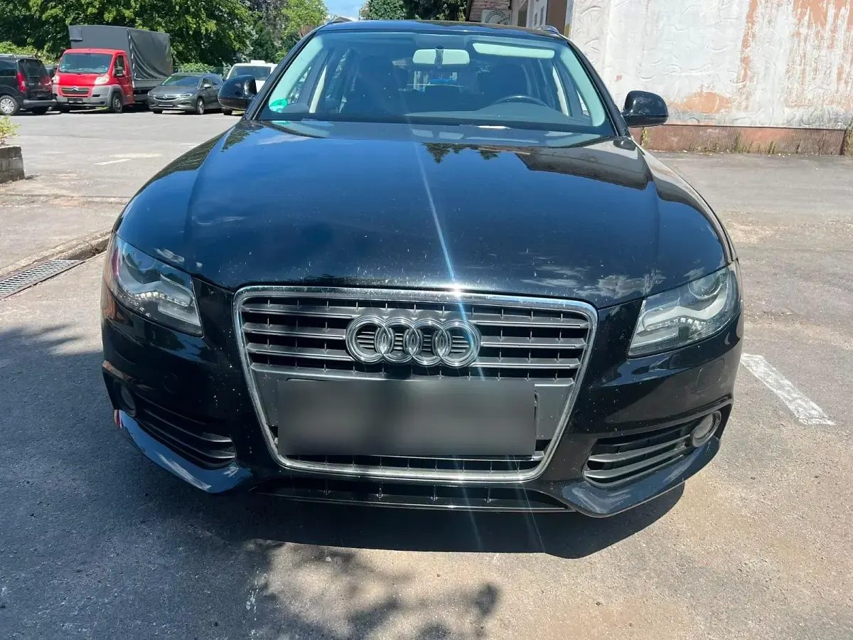 Gebraucht Audi A4 143 PS (105 kW) 2009 Schwarz Kombi