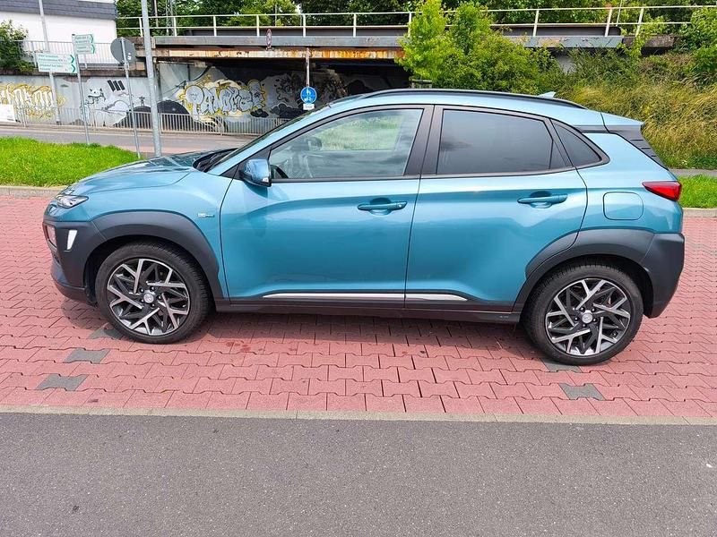 Gebraucht Hyundai Kona Style 105 PS (77 kW) 2020 Blau SUV