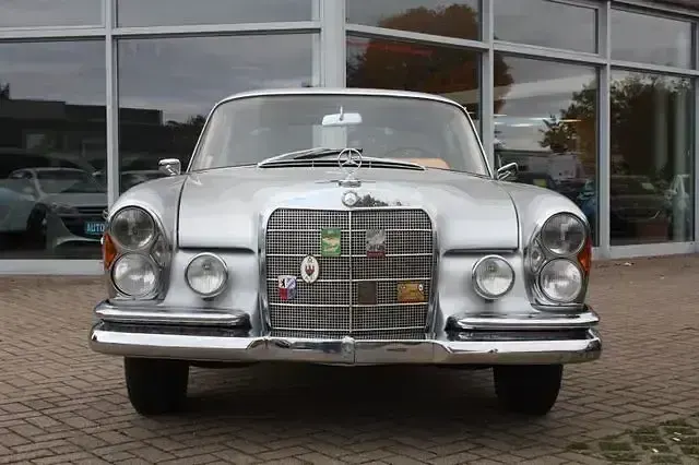 Gebraucht Mercedes W112 SE 160 PS (117 kW) 1963 Silber Coupé
