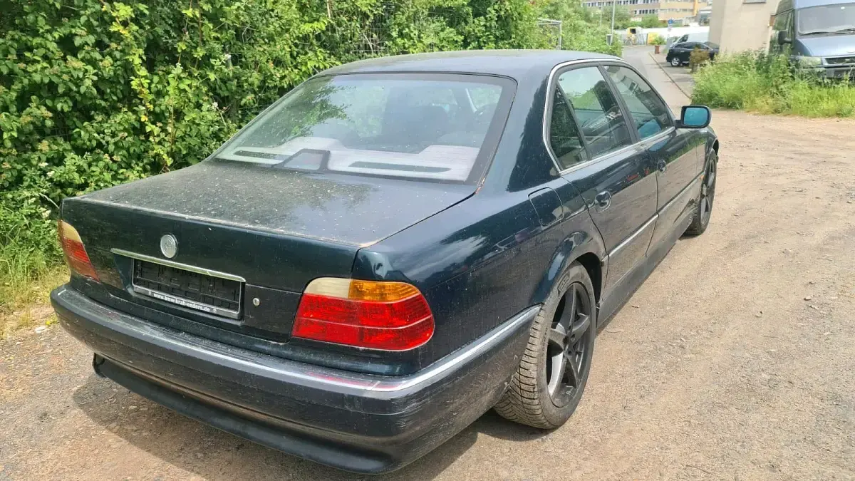 Gebraucht BMW 728 193 PS (141 kW) 1997 Grün Limousine