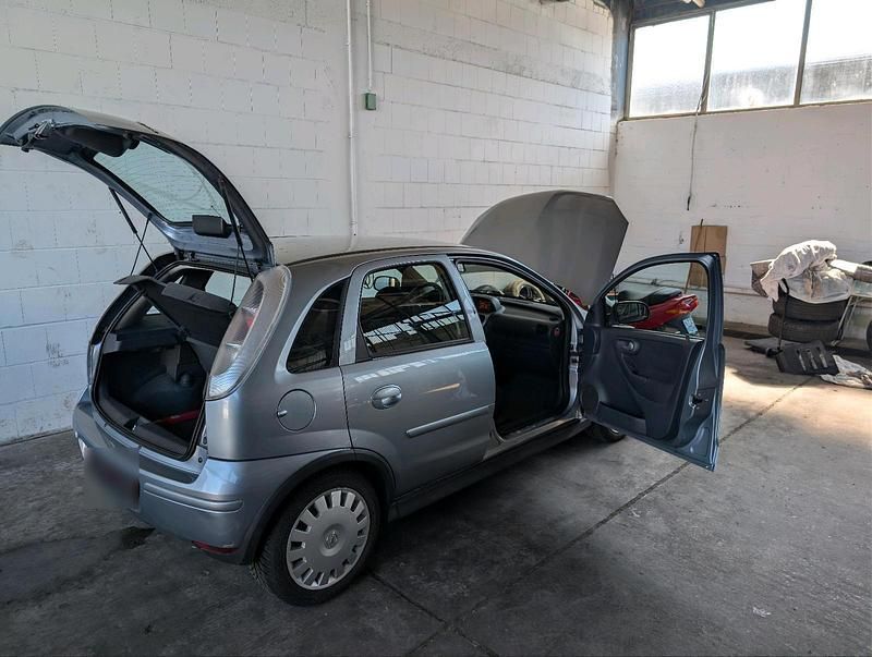 Gebraucht Opel Corsa 80 PS (58 kW) 2006 Kleinwagen