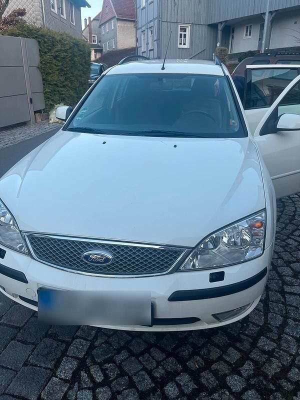 Gebraucht Ford Mondeo 140 PS (102 kW) 2006 Weiß Kombi