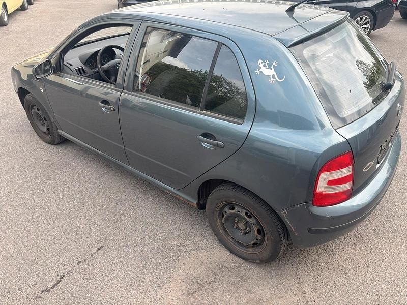 Gebraucht Skoda Fabia 55 PS (40 kW) 2006 Grau Limousine