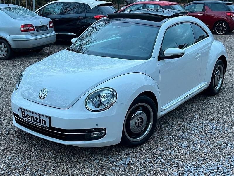 Weiß Gebraucht 2012 VW Beetle Design Limousine | 6.999 € (Fairer Preis) - Bild 1/4
