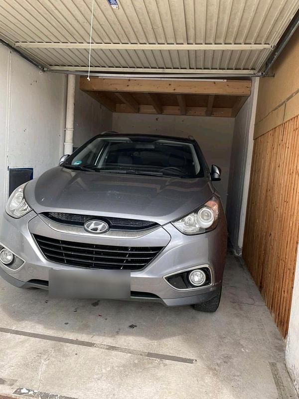 Gebraucht Hyundai ix35 185 PS (136 kW) 2012 Grau SUV